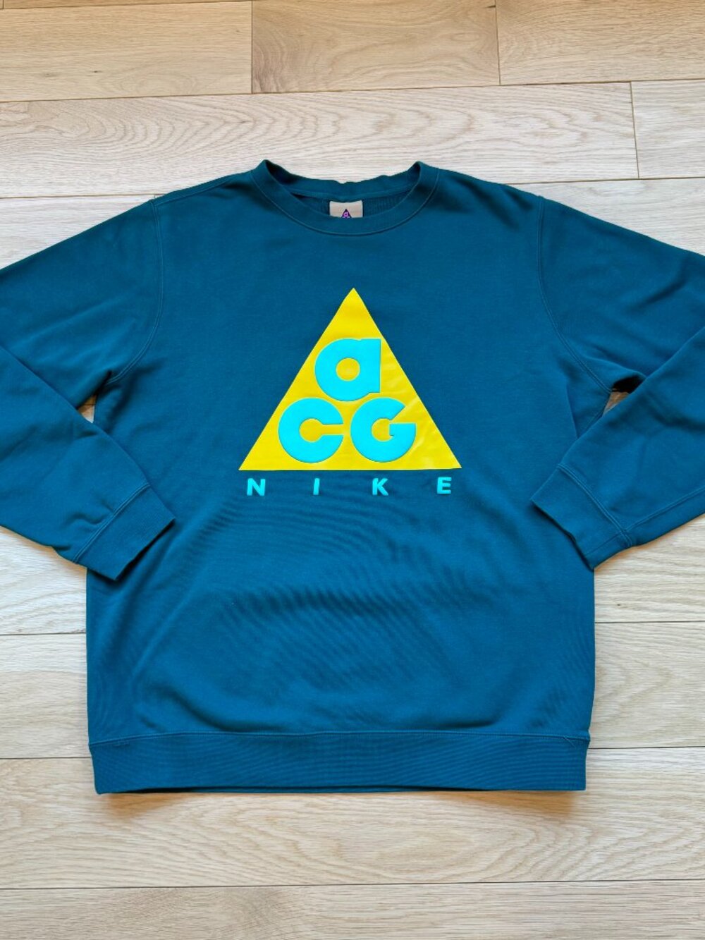 *SOLD* Nike Sportswear ACG Logo Crew Fleece Dark Atomic Teal AR8796-375 LARGE